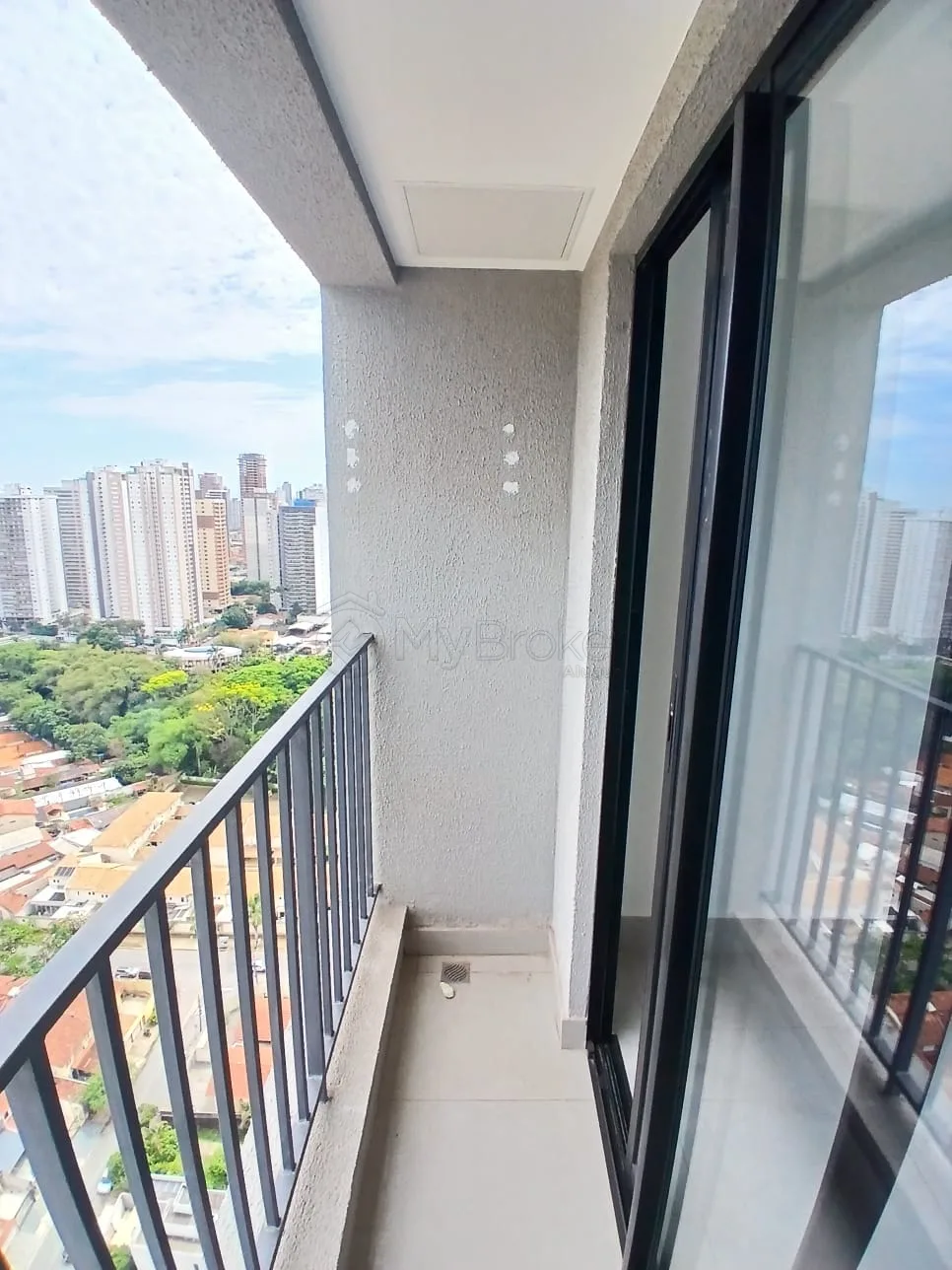 Alugar Apartamento / Padr&atilde;o em Goi&acirc;nia R$ 3.700,00 - Foto 8