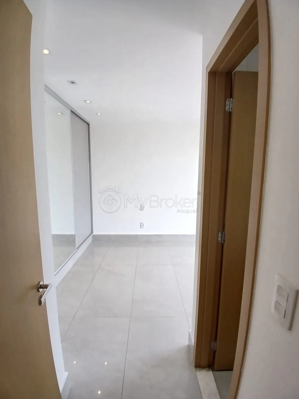 Alugar Apartamento / Padr&atilde;o em Goi&acirc;nia R$ 3.700,00 - Foto 13