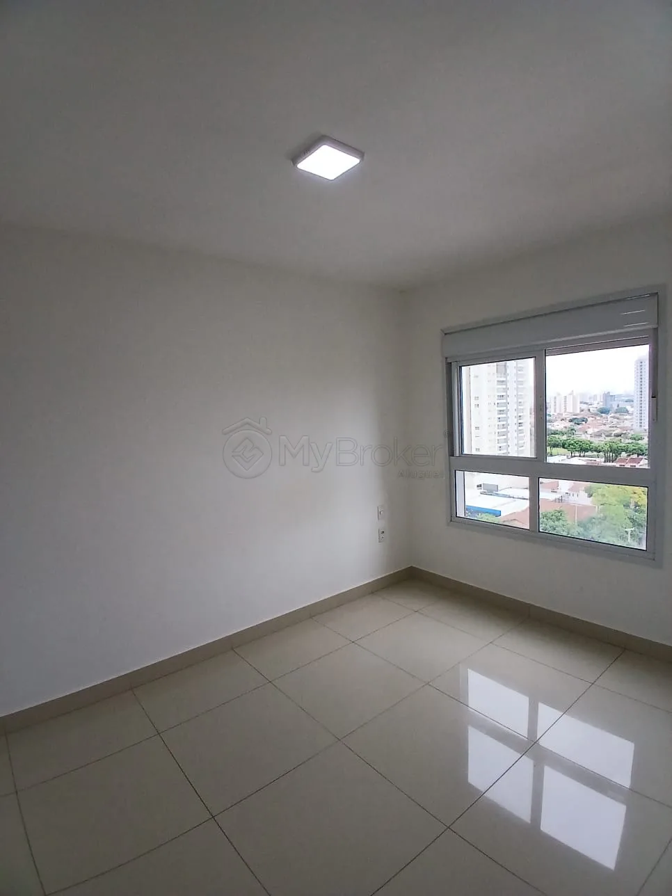 Alugar Apartamento / Padr&atilde;o em Goi&acirc;nia R$ 2.400,00 - Foto 14
