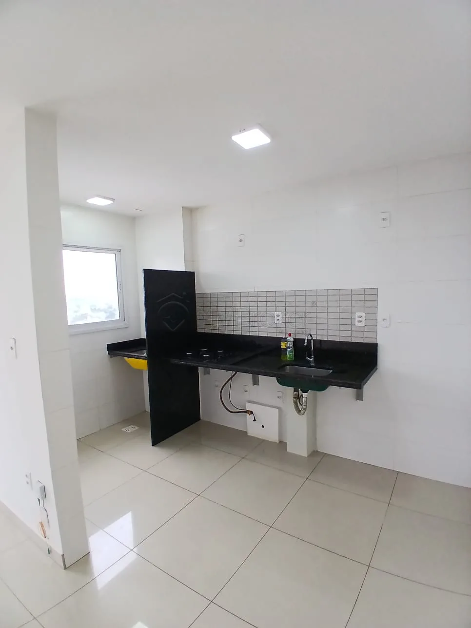 Alugar Apartamento / Padr&atilde;o em Goi&acirc;nia R$ 2.400,00 - Foto 4
