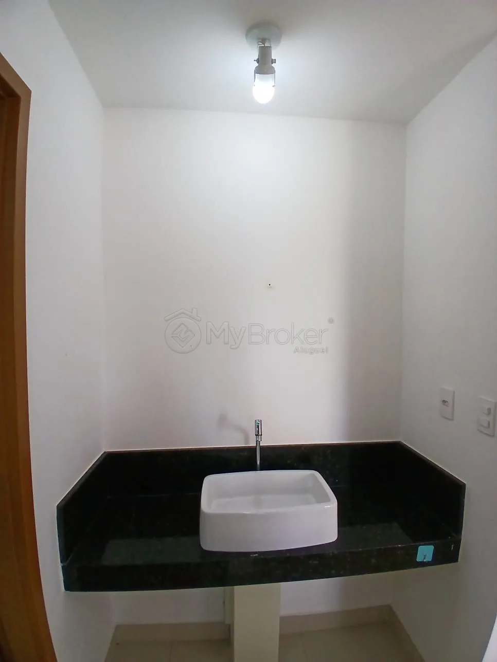 Alugar Apartamento / Flat em Goi&acirc;nia R$ 2.800,00 - Foto 9