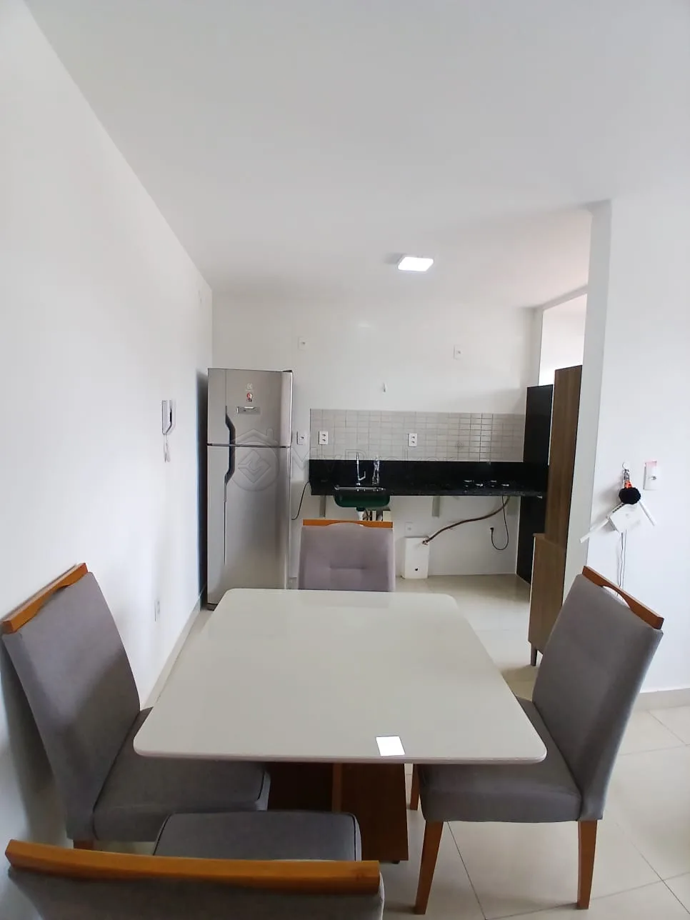 Alugar Apartamento / Flat em Goi&acirc;nia R$ 2.800,00 - Foto 3