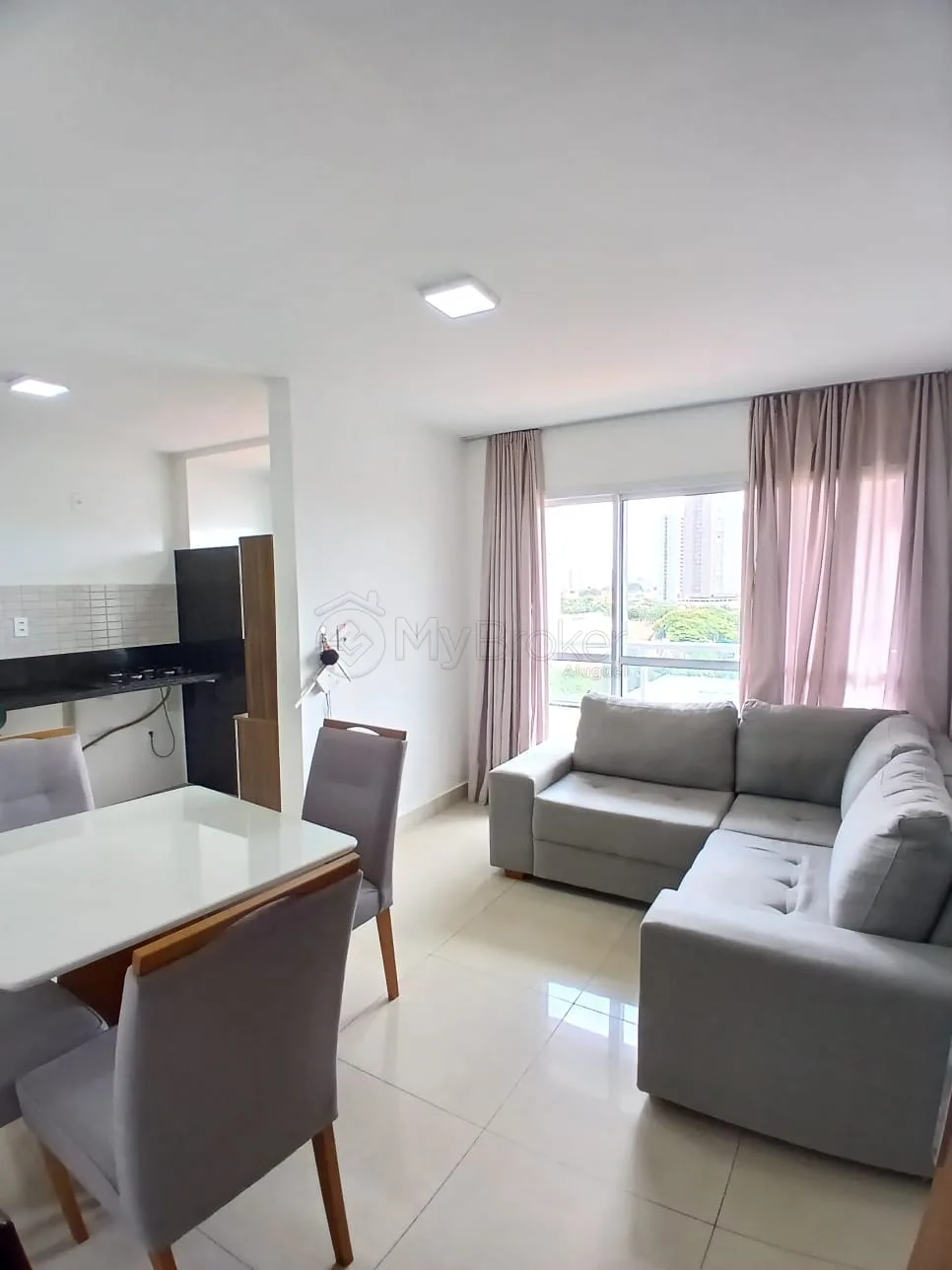 Alugar Apartamento / Flat em Goi&acirc;nia R$ 2.800,00 - Foto 1