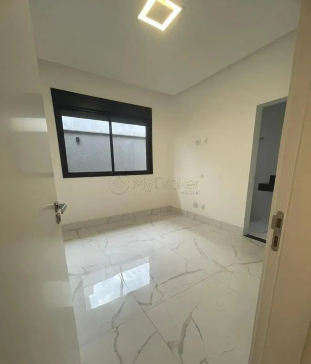 Alugar Casa / Condom&iacute;nio em Goi&acirc;nia R$ 13.000,00 - Foto 10