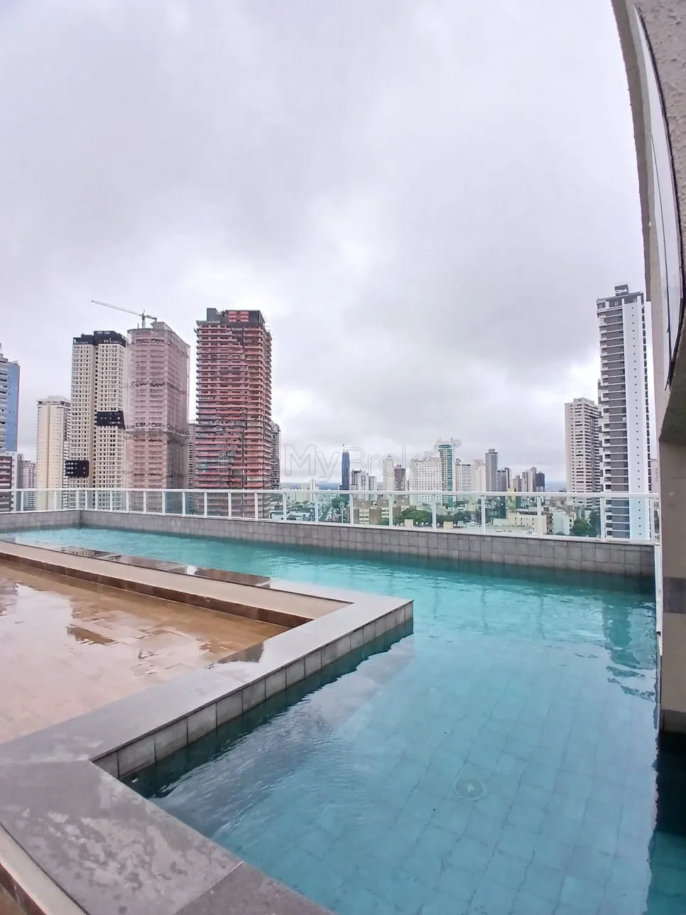 Alugar Apartamento / Padr&atilde;o em Goi&acirc;nia R$ 4.000,00 - Foto 2
