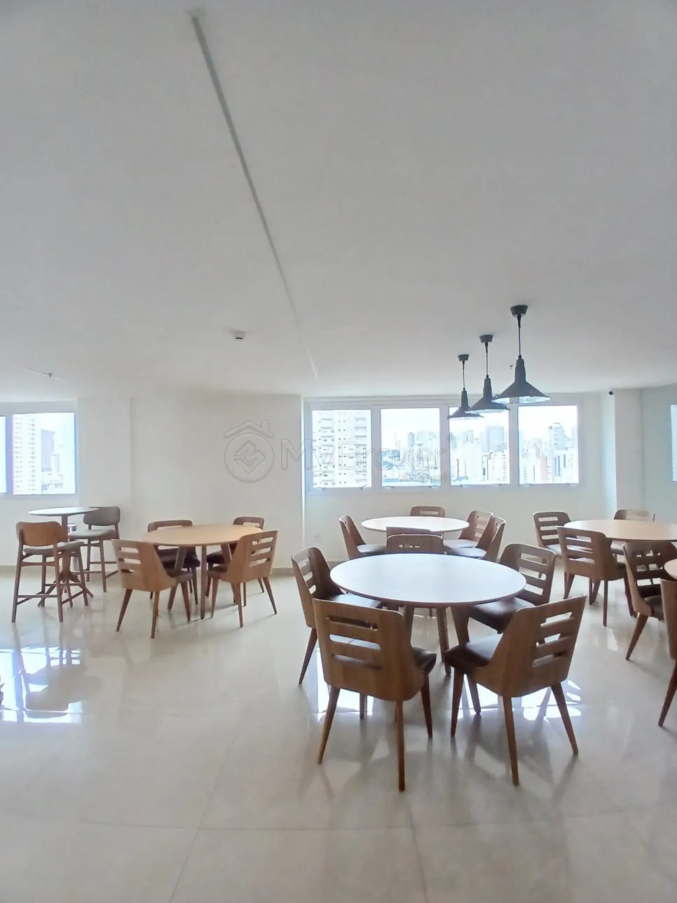 Alugar Apartamento / Padr&atilde;o em Goi&acirc;nia R$ 4.000,00 - Foto 3