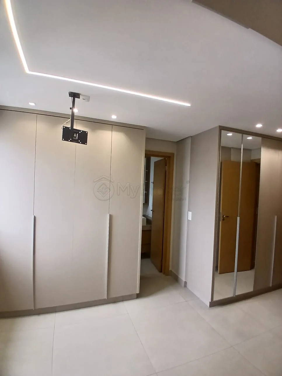 Alugar Apartamento / Padr&atilde;o em Goi&acirc;nia R$ 4.000,00 - Foto 6