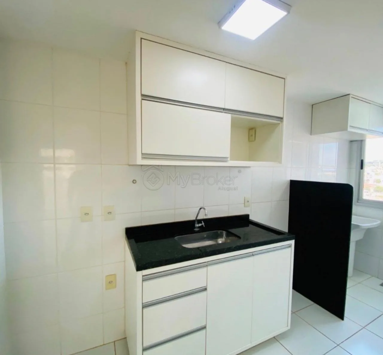 Alugar Apartamento / Padr&atilde;o em Goi&acirc;nia R$ 1.700,00 - Foto 5