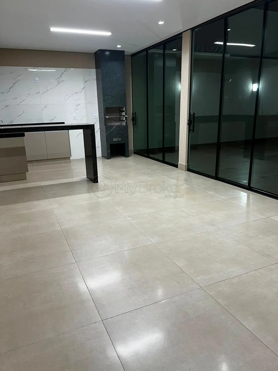 Alugar Casa / Padr&atilde;o em Goi&acirc;nia R$ 4.000,00 - Foto 23