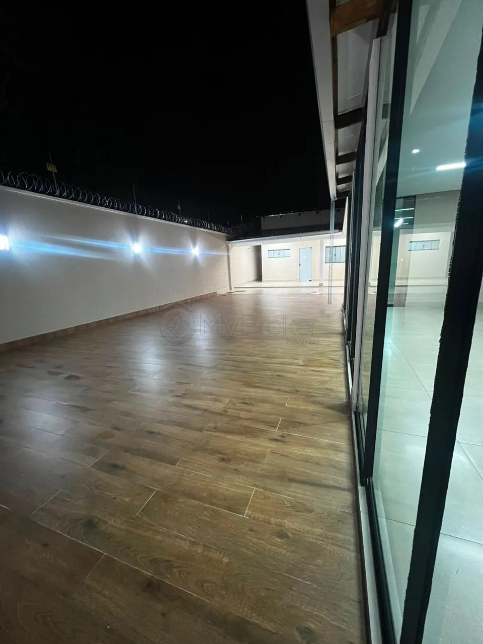 Alugar Casa / Padr&atilde;o em Goi&acirc;nia R$ 4.000,00 - Foto 21