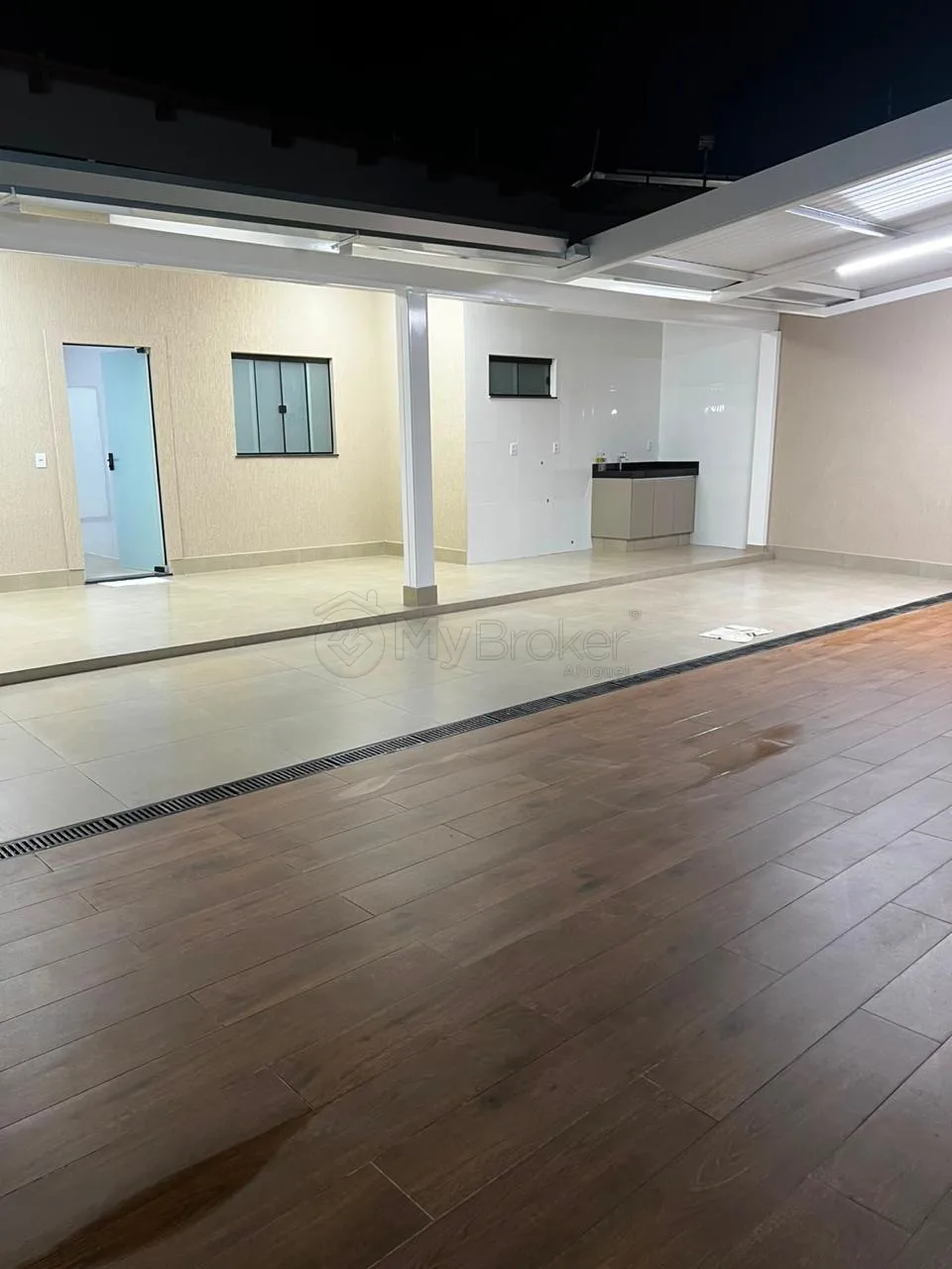 Alugar Casa / Padr&atilde;o em Goi&acirc;nia R$ 4.000,00 - Foto 18
