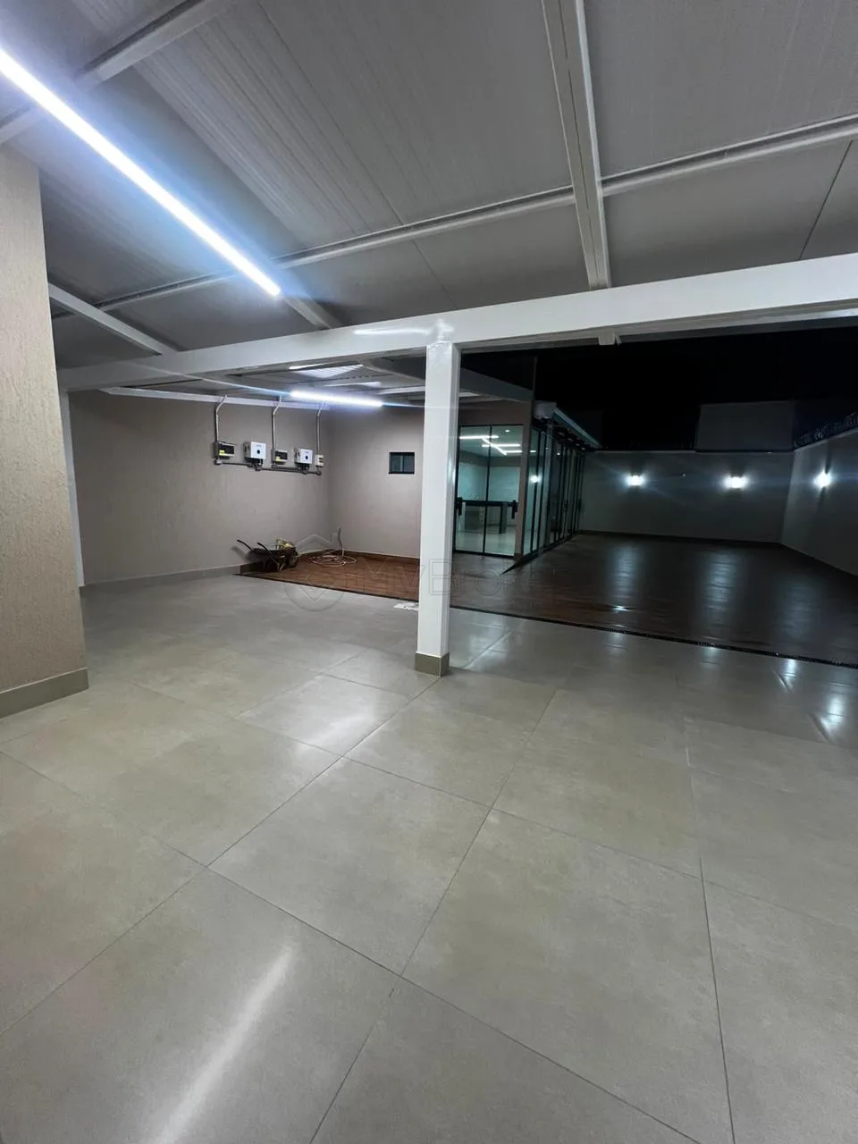 Alugar Casa / Padr&atilde;o em Goi&acirc;nia R$ 4.000,00 - Foto 1