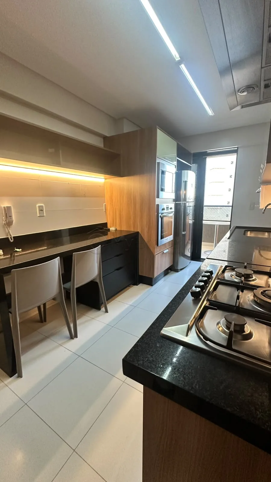 Alugar Apartamento / Duplex em Goi&acirc;nia R$ 8.000,00 - Foto 4