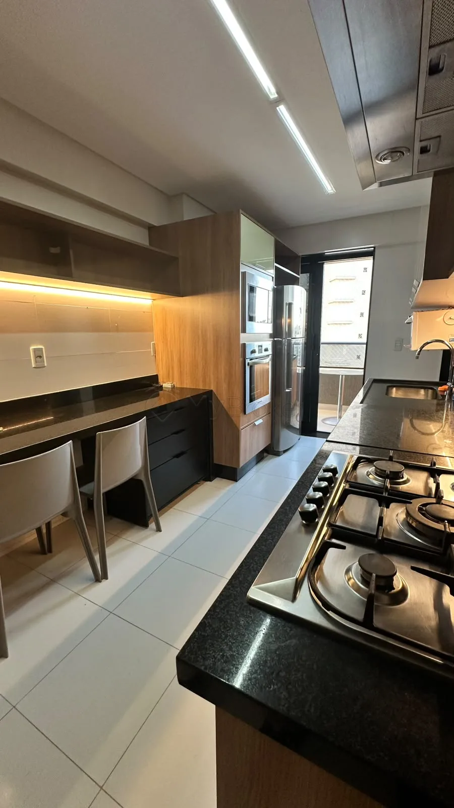 Alugar Apartamento / Duplex em Goi&acirc;nia R$ 8.000,00 - Foto 6