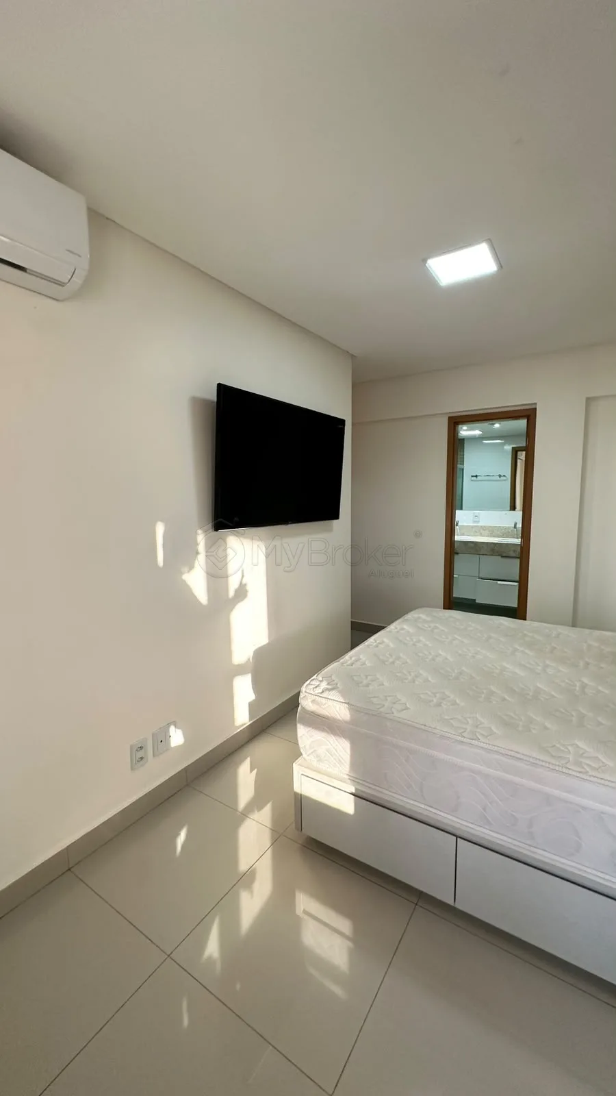 Alugar Apartamento / Duplex em Goi&acirc;nia R$ 8.000,00 - Foto 16