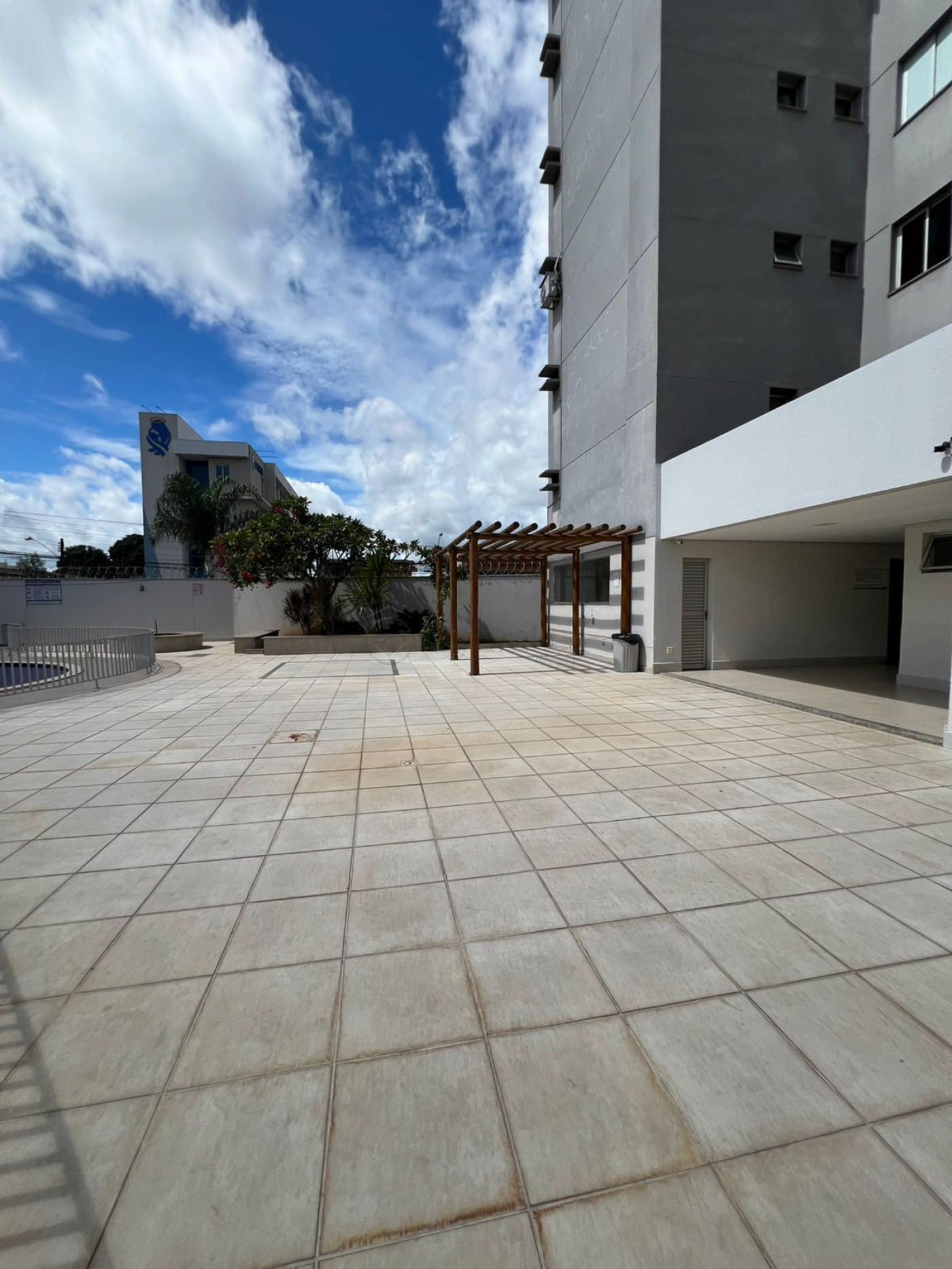 Alugar Apartamento / Padr&atilde;o em Goi&acirc;nia R$ 1.900,00 - Foto 14