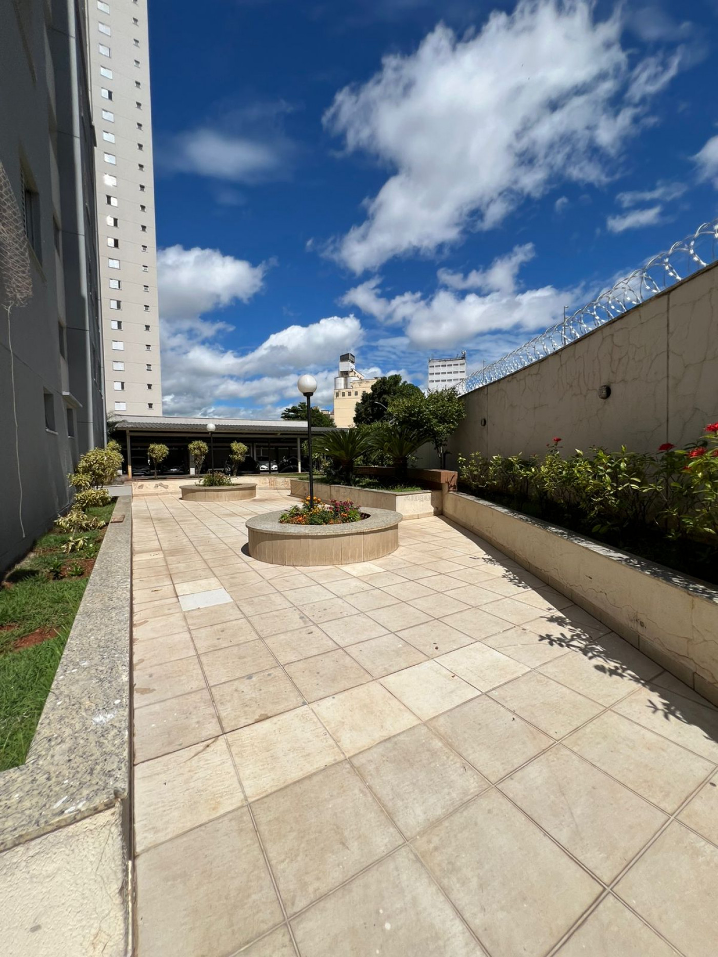 Alugar Apartamento / Padr&atilde;o em Goi&acirc;nia R$ 1.900,00 - Foto 18