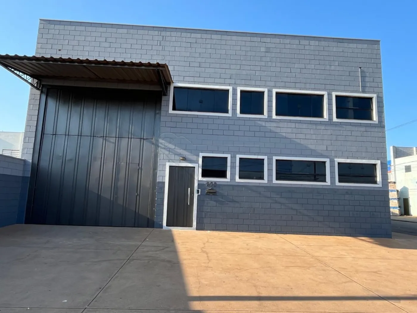 Alugar Comercial / Barrac&atilde;o em Cordeir&oacute;polis R$ 5.000,00 - Foto 2