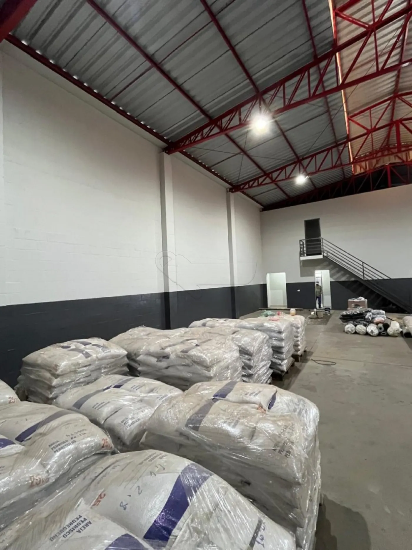 Alugar Comercial / Barrac&atilde;o em Cordeir&oacute;polis R$ 5.000,00 - Foto 14