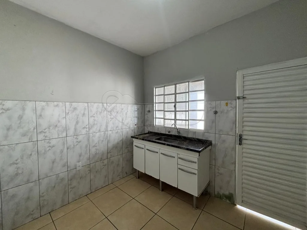 Alugar Casa / Padr&atilde;o em Limeira R$ 1.500,00 - Foto 6