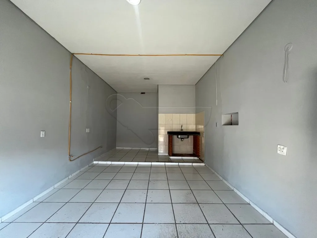 Alugar Comercial / Sal&atilde;o em Limeira R$ 800,00 - Foto 2