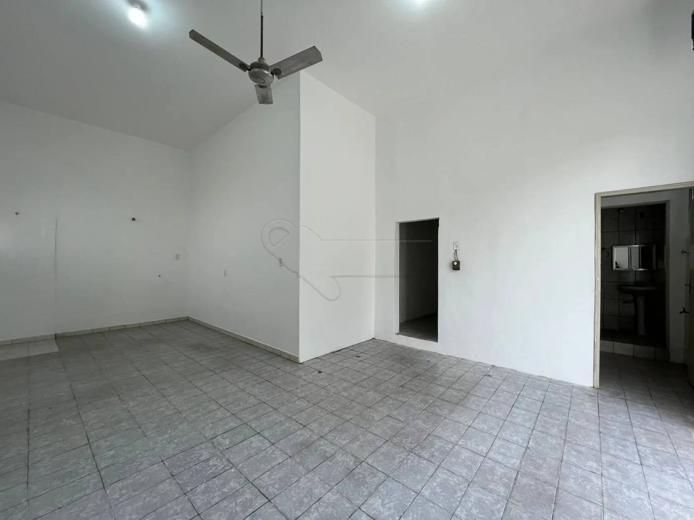 Alugar Comercial / Sal&atilde;o em Limeira R$ 1.900,00 - Foto 3