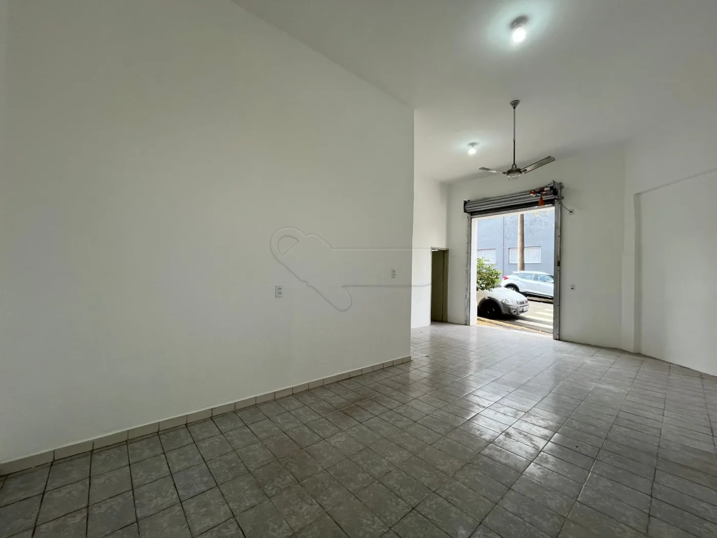 Alugar Comercial / Sal&atilde;o em Limeira R$ 1.900,00 - Foto 6
