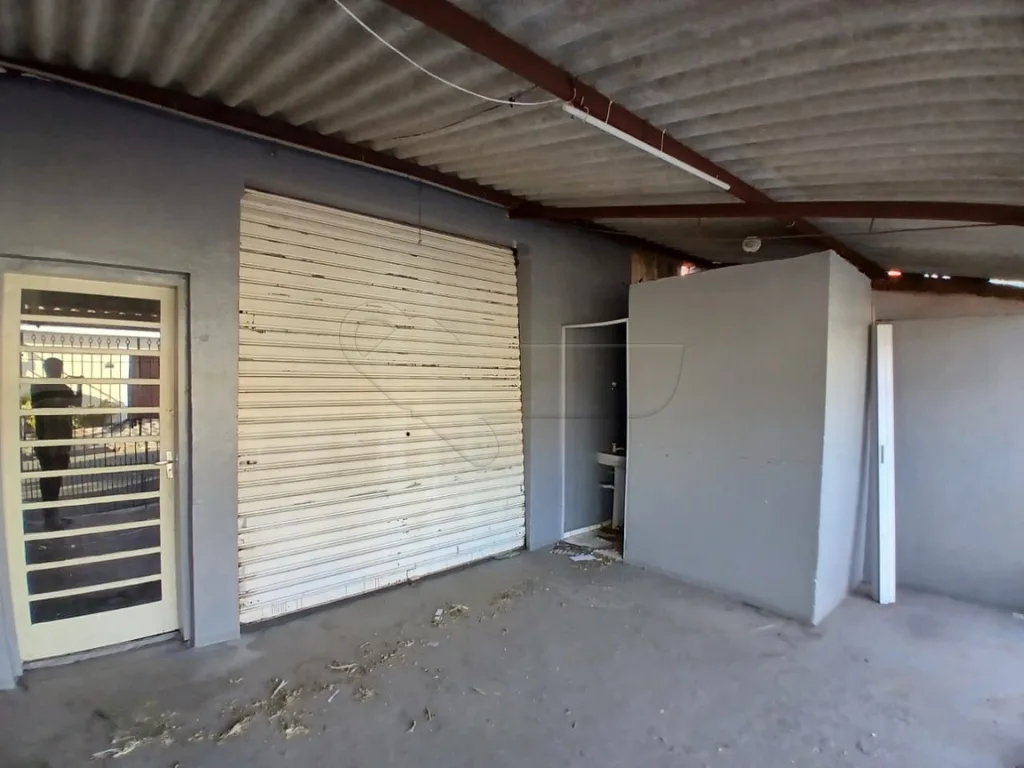 Alugar Comercial / Sal&atilde;o em Limeira R$ 1.350,00 - Foto 2