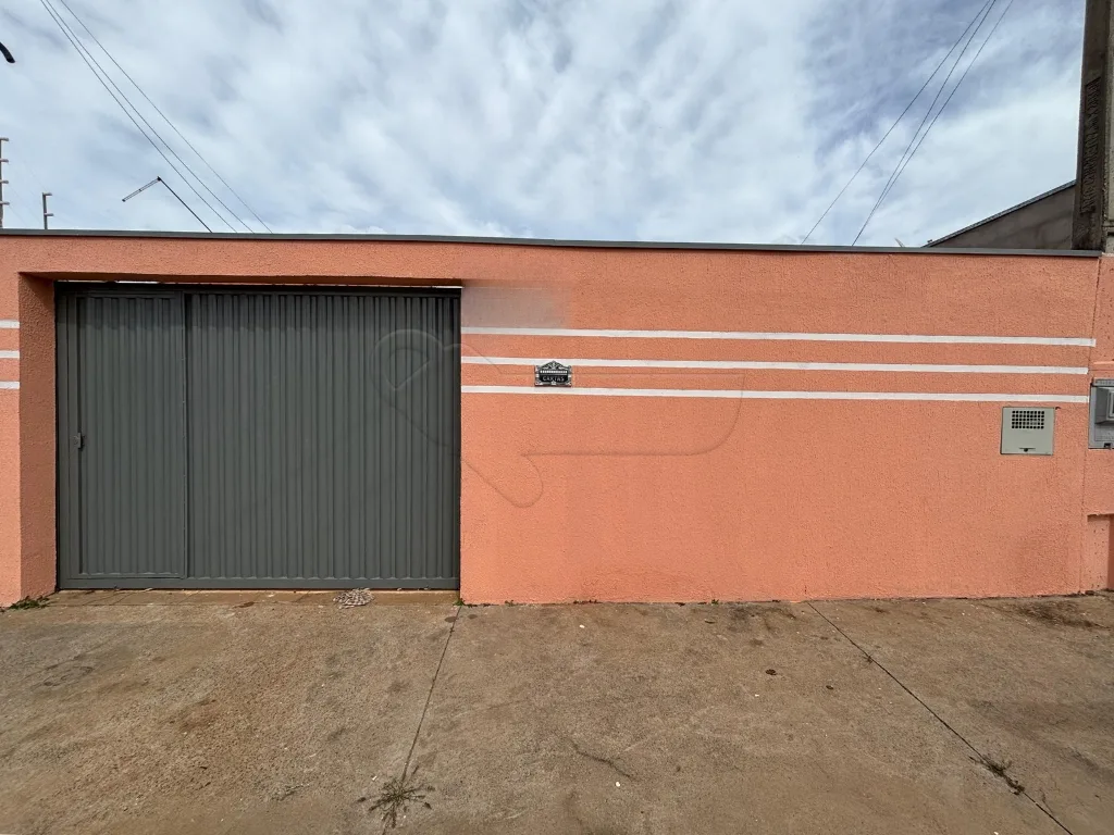 Alugar Casa / Padr&atilde;o em Limeira R$ 1.800,00 - Foto 1