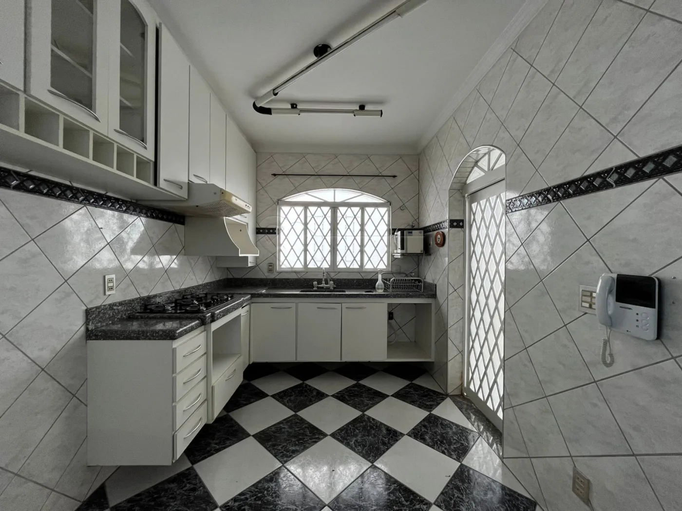 Alugar Casa / Padr&atilde;o em Limeira R$ 3.600,00 - Foto 8