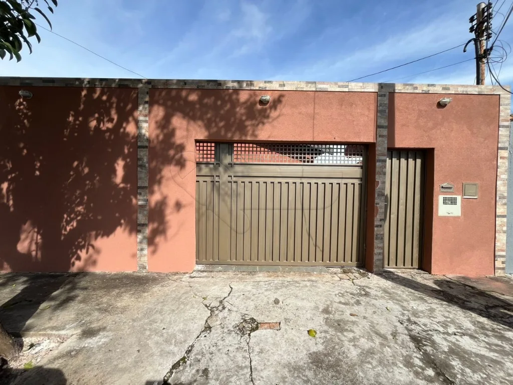 Alugar Casa / Padr&atilde;o em Limeira R$ 1.900,00 - Foto 1