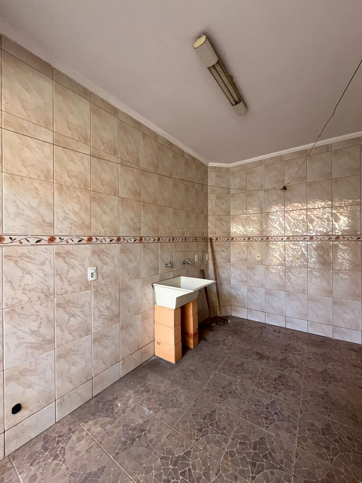 Alugar Casa / Padr&atilde;o em Limeira R$ 2.000,00 - Foto 18