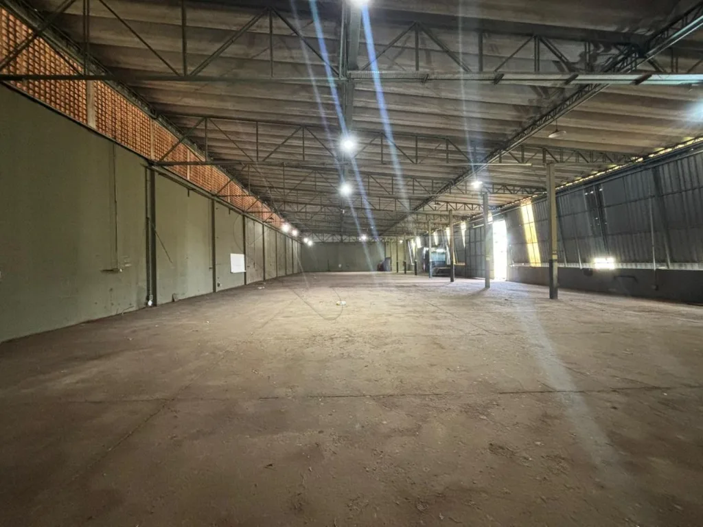 Alugar Comercial / Barrac&atilde;o em Limeira R$ 16.000,00 - Foto 7