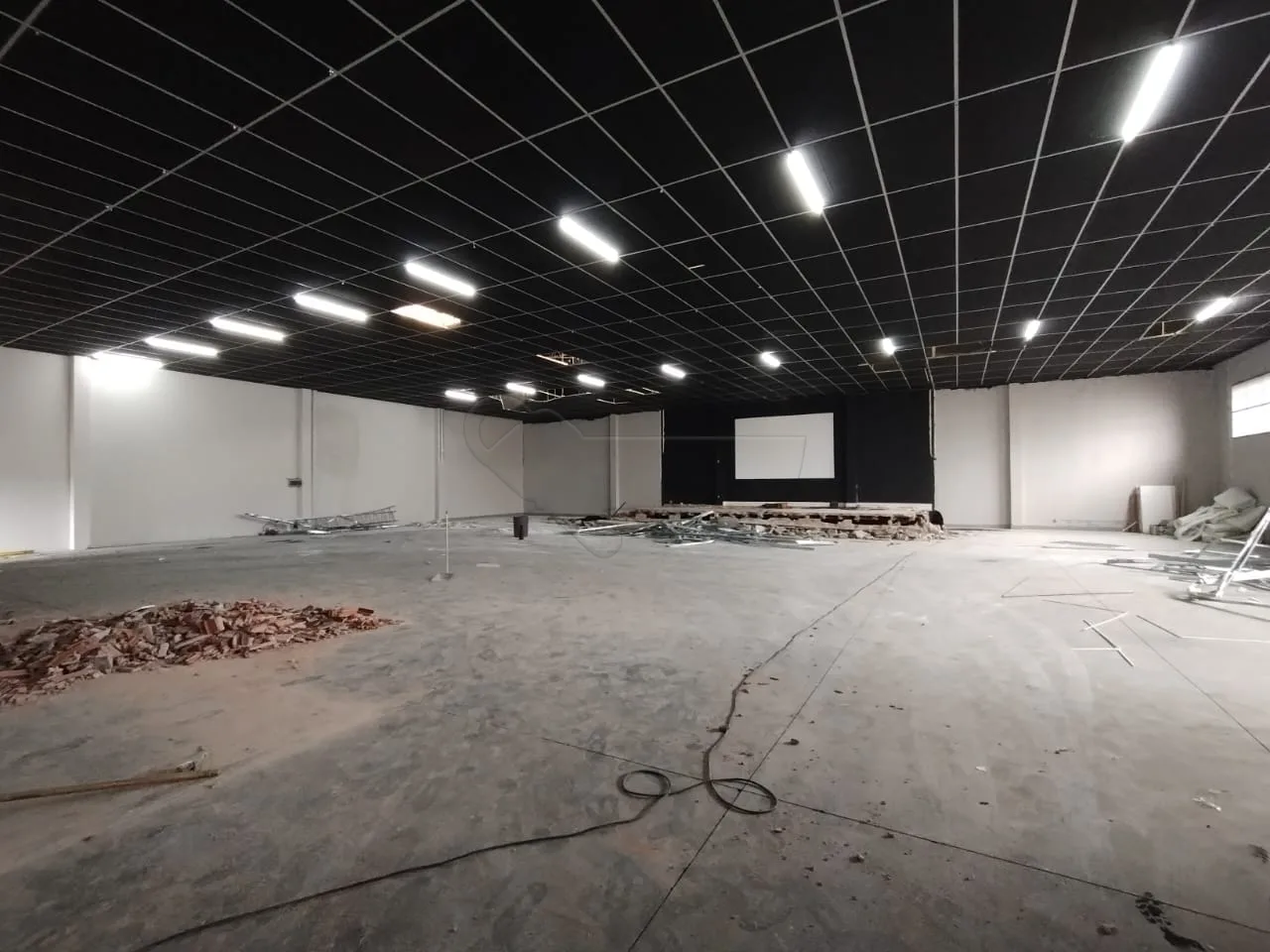 Alugar Comercial / Barrac&atilde;o em Limeira R$ 14.500,00 - Foto 10