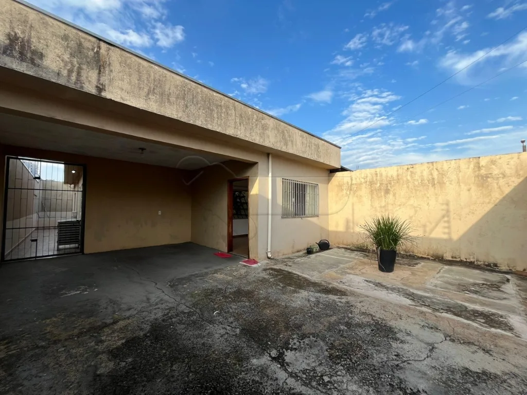 Alugar Casa / Padr&atilde;o em Limeira R$ 2.200,00 - Foto 2