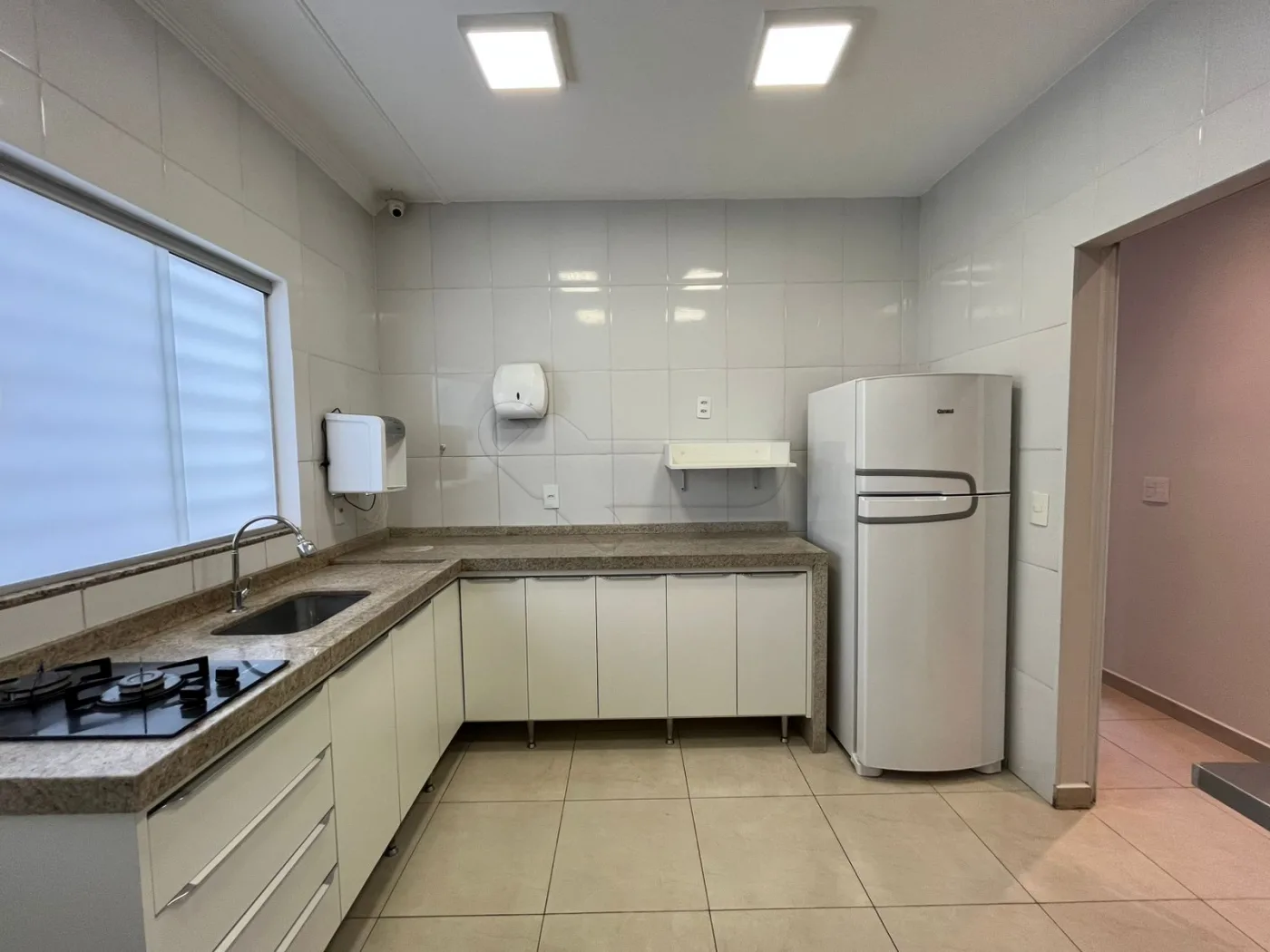 Alugar Comercial / Sal&atilde;o em Limeira R$ 3.500,00 - Foto 11