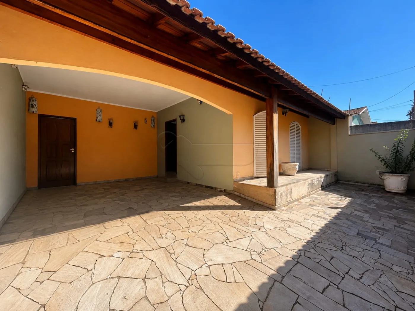 Alugar Casa / Padr&atilde;o em Limeira R$ 3.500,00 - Foto 2