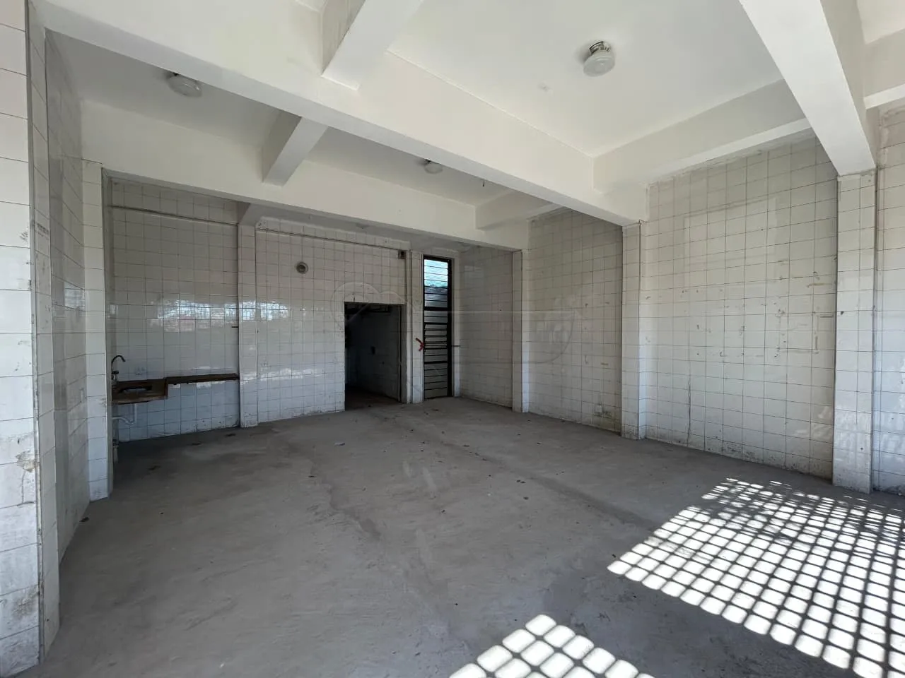 Alugar Comercial / Sal&atilde;o em Limeira R$ 2.500,00 - Foto 2