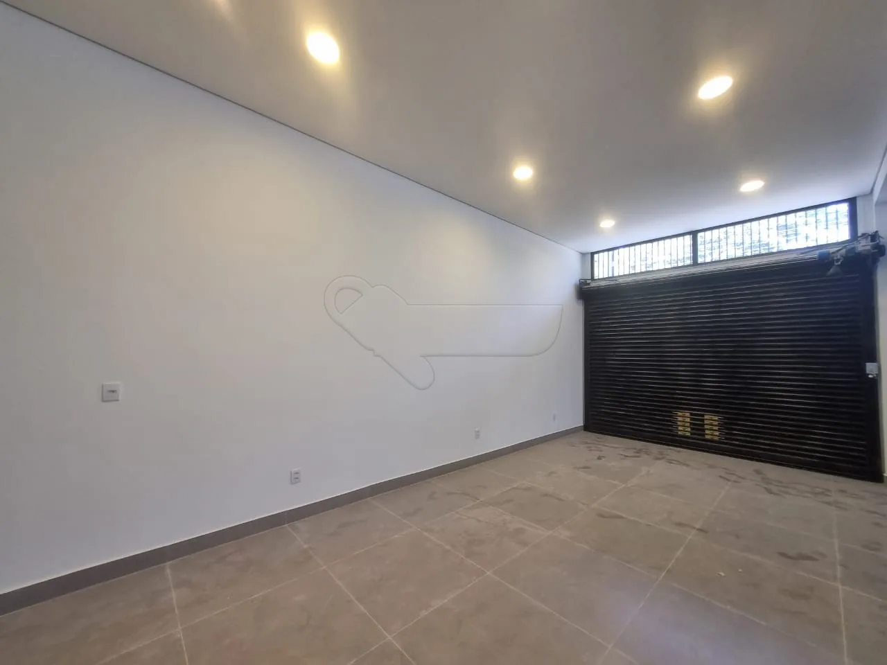 Alugar Comercial / Sal&atilde;o em Limeira R$ 2.200,00 - Foto 2