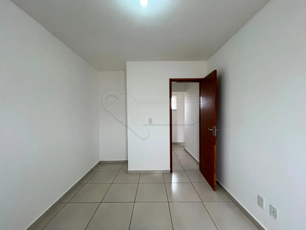 Alugar Casa / Condom&iacute;nio em Iracem&aacute;polis R$ 1.150,00 - Foto 8
