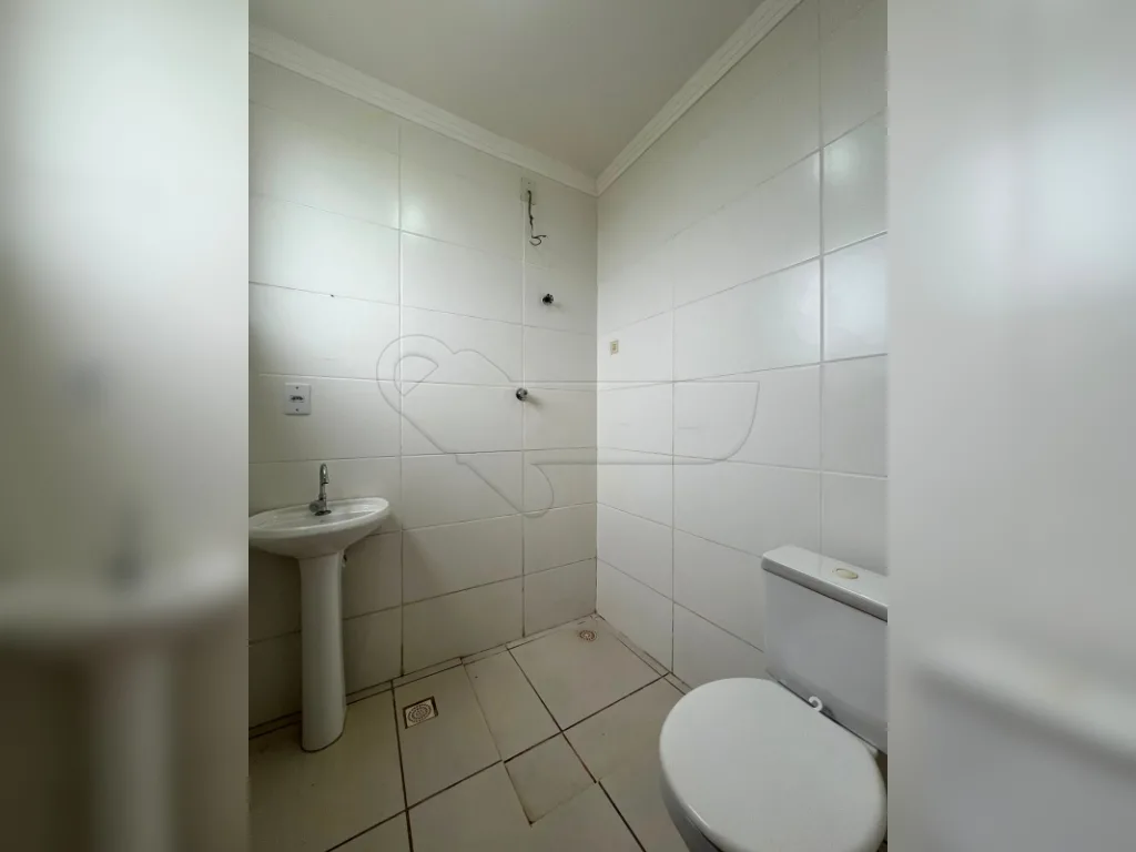 Alugar Casa / Condom&iacute;nio em Iracem&aacute;polis R$ 1.150,00 - Foto 11