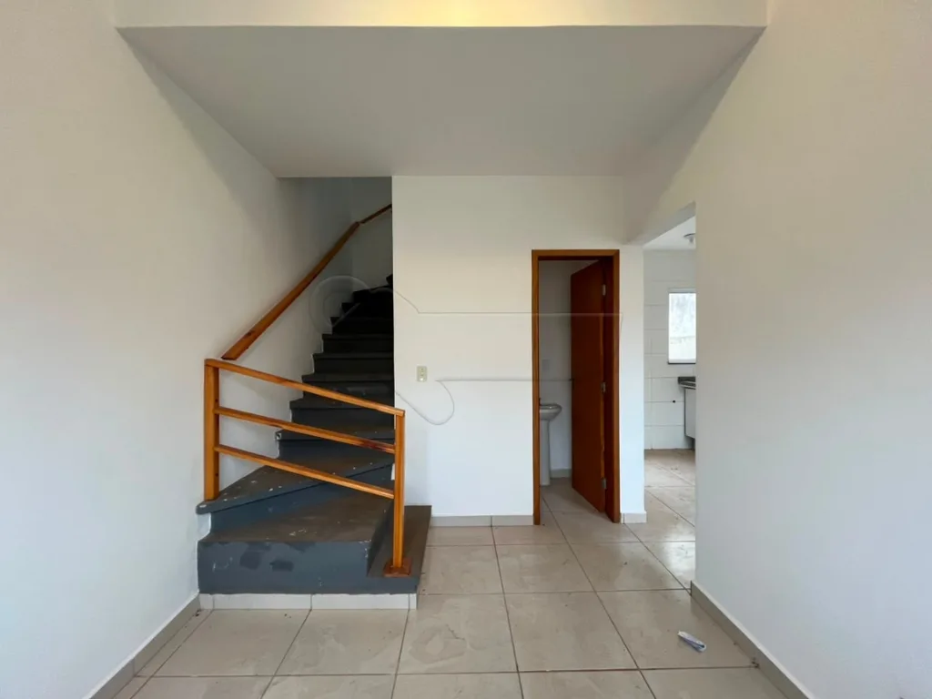 Alugar Casa / Condom&iacute;nio em Iracem&aacute;polis R$ 1.150,00 - Foto 2