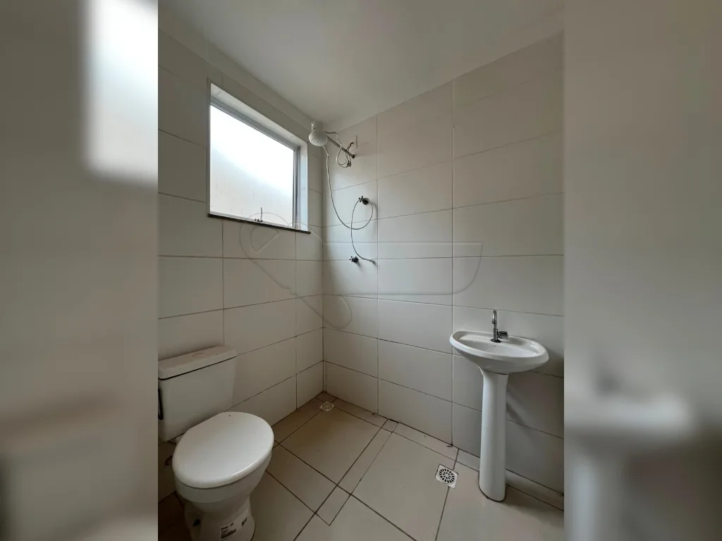 Alugar Casa / Condom&iacute;nio em Iracem&aacute;polis R$ 1.150,00 - Foto 12