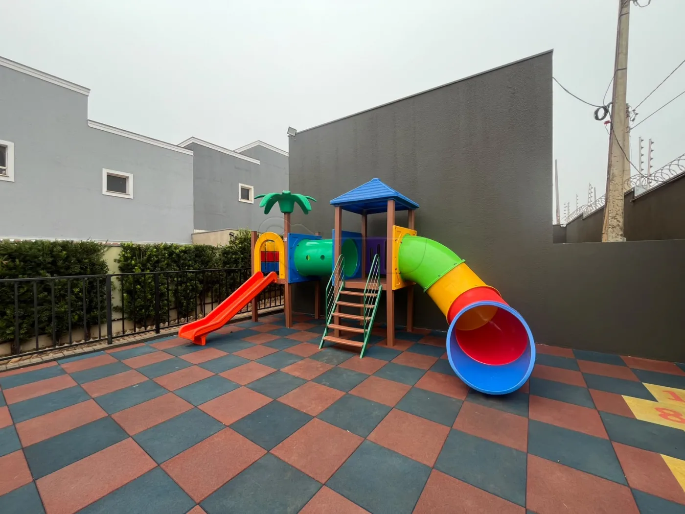 Alugar Casa / Condom&iacute;nio em Iracem&aacute;polis R$ 1.150,00 - Foto 19