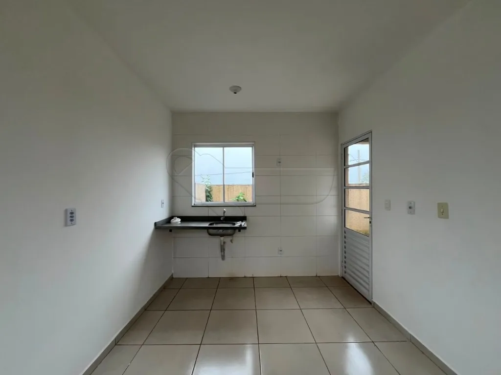 Alugar Casa / Condom&iacute;nio em Iracem&aacute;polis R$ 1.150,00 - Foto 4