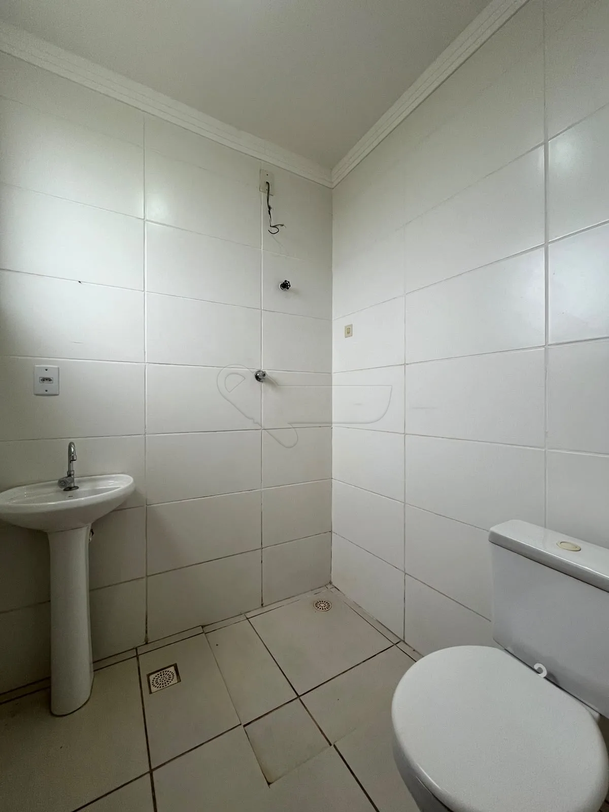 Alugar Casa / Condom&iacute;nio em Iracem&aacute;polis R$ 1.150,00 - Foto 13