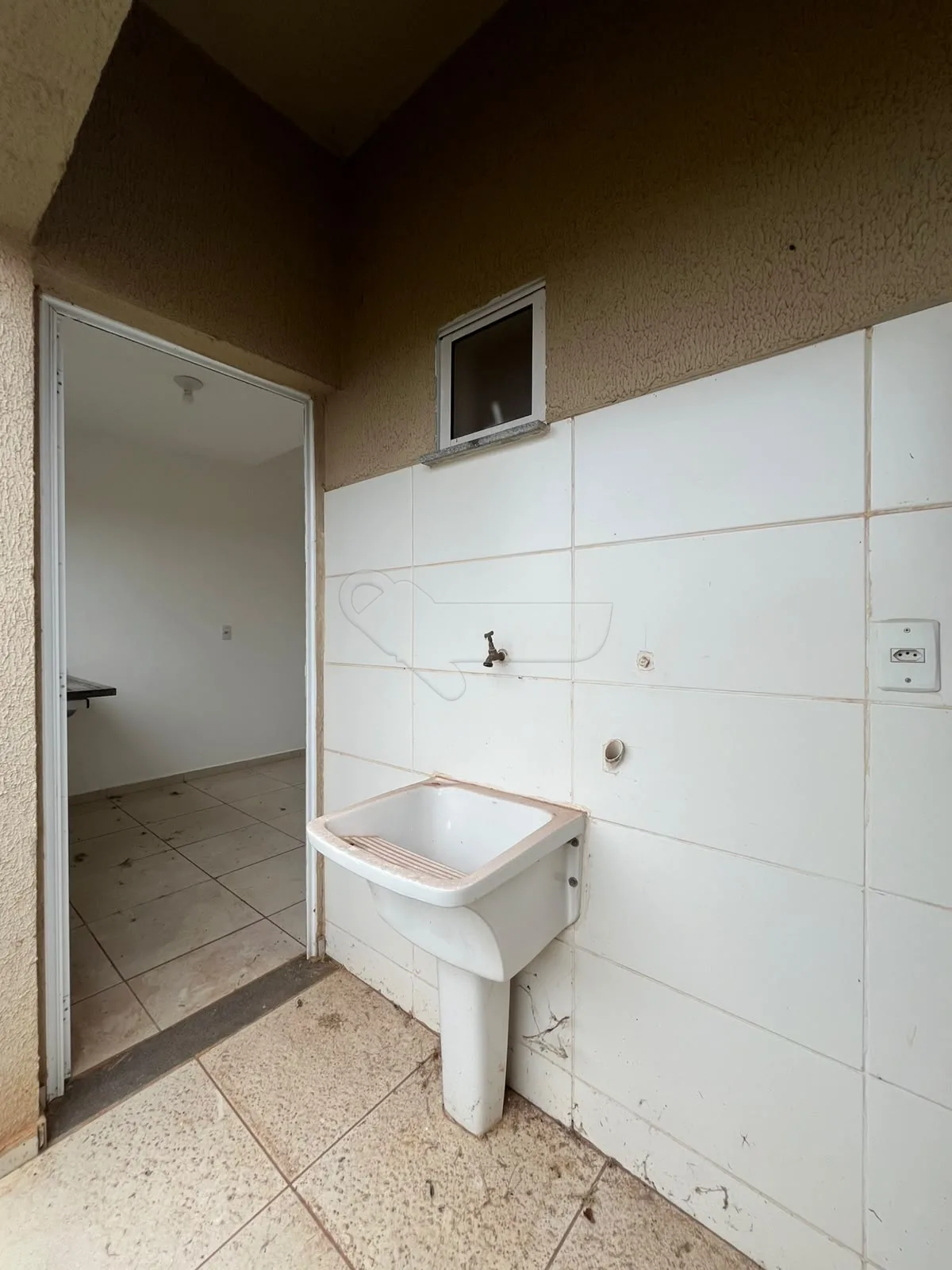 Alugar Casa / Condom&iacute;nio em Iracem&aacute;polis R$ 1.150,00 - Foto 14