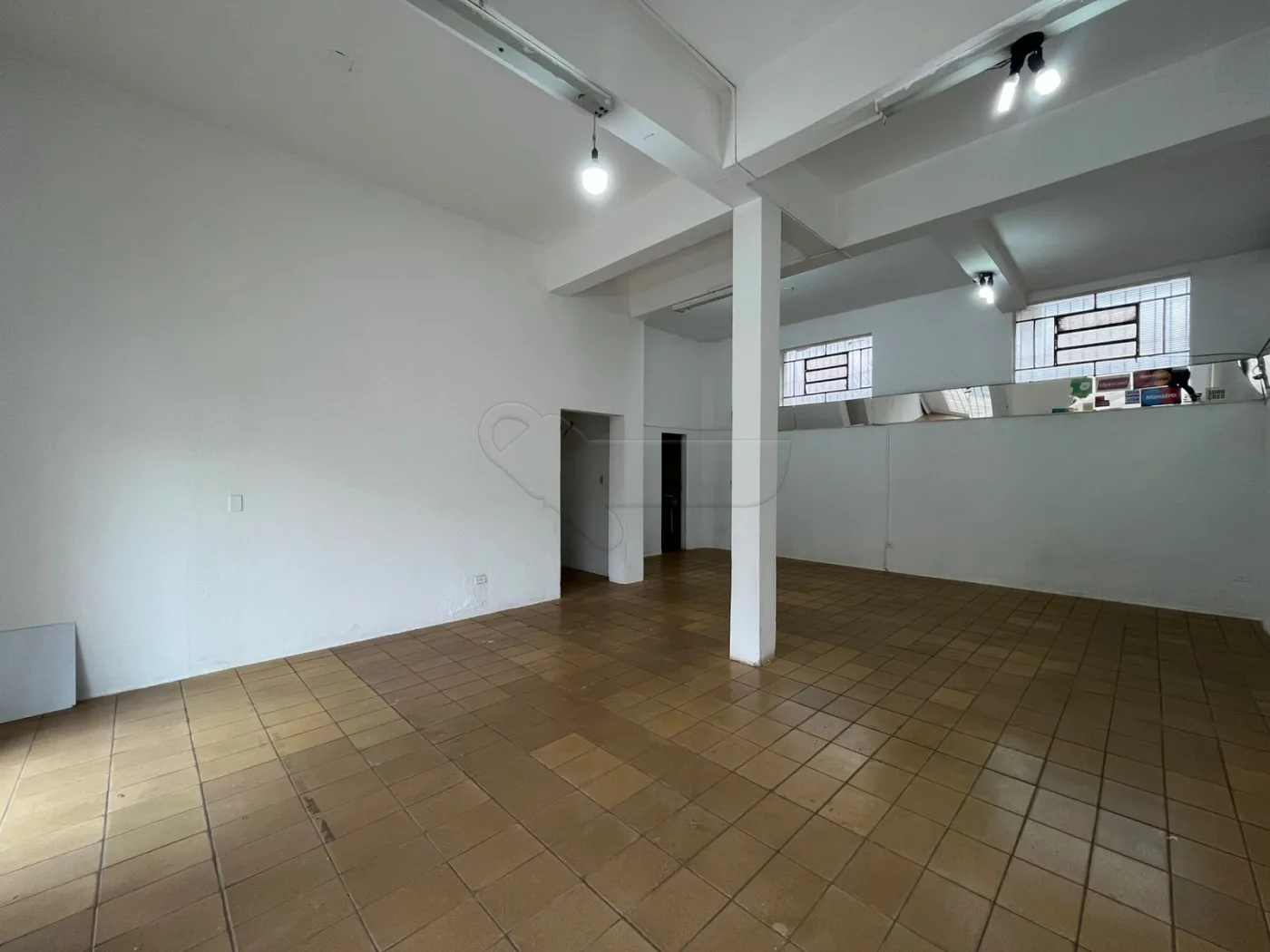 Alugar Comercial / Sal&atilde;o em Limeira R$ 1.100,00 - Foto 3
