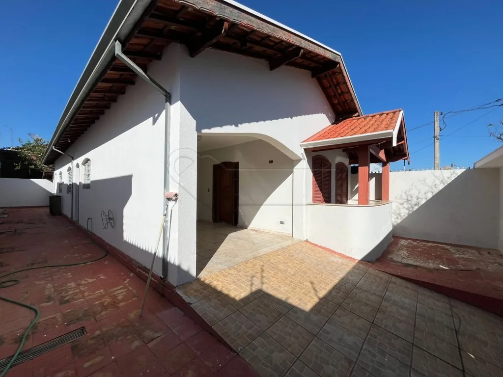 Alugar Casa / Padr&atilde;o em Limeira R$ 2.500,00 - Foto 2