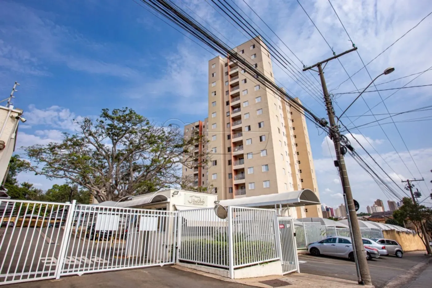 Alugar Apartamento / Padr&atilde;o em Limeira R$ 1.900,00 - Foto 1